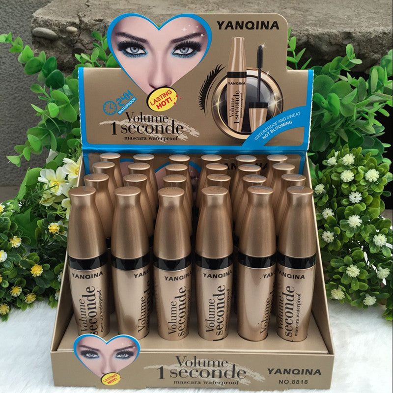 Gold tube mascara Gold tube mascara